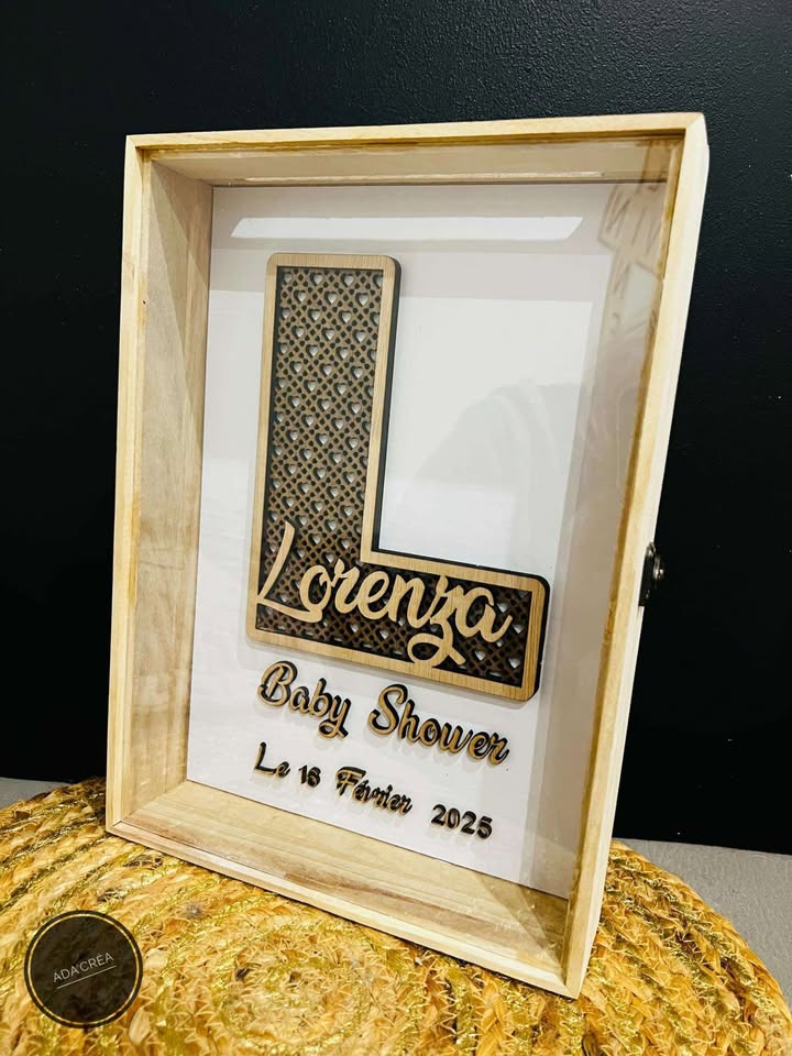 Urne en bois et plexiglas personnalisable