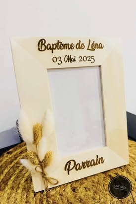 Cadre baptême en bois personnalisable