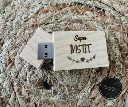 Clé USB en bois personnalisable